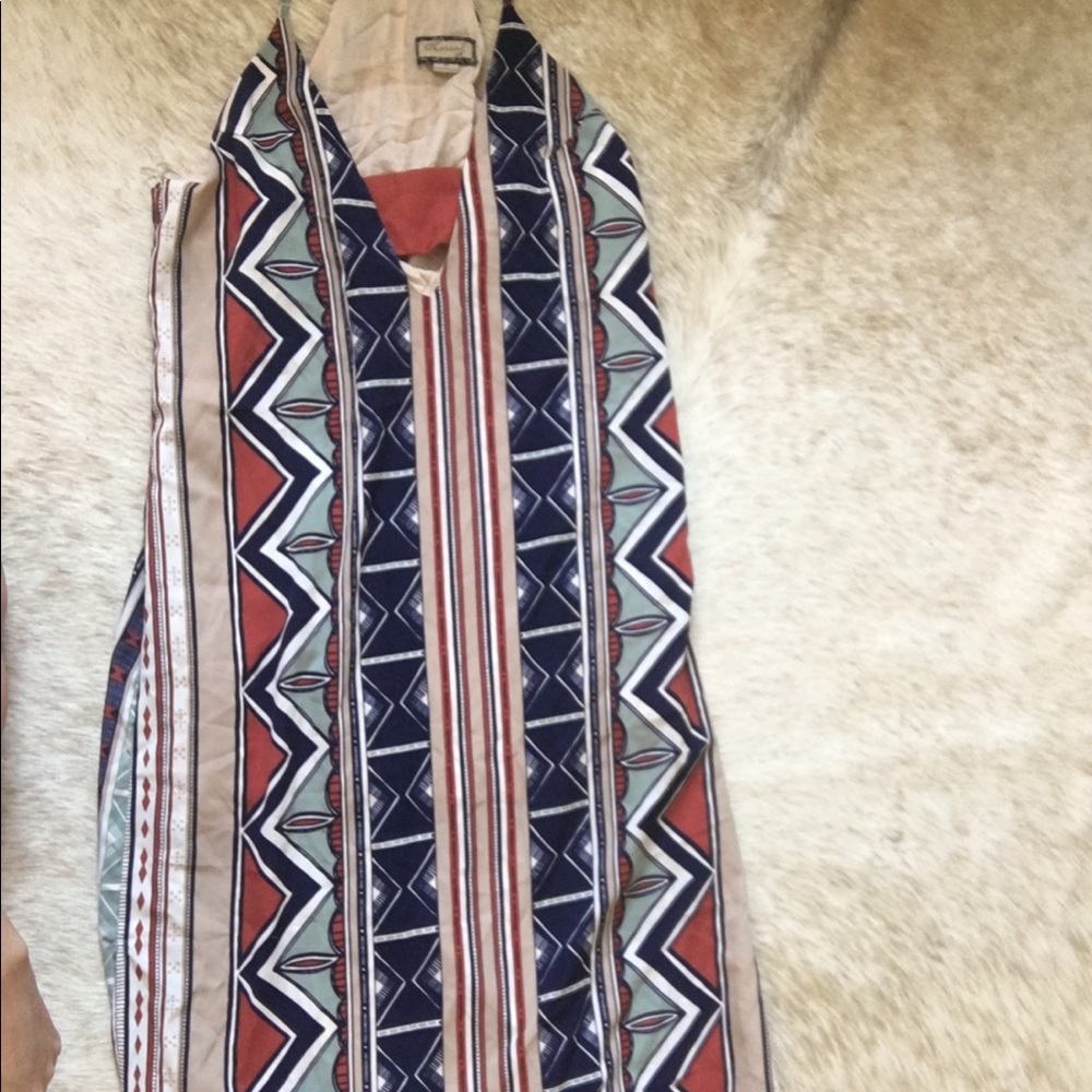 Super cute maxi dress!